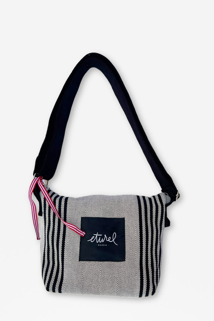 Bolso bandolera sarga de burgos negro superior