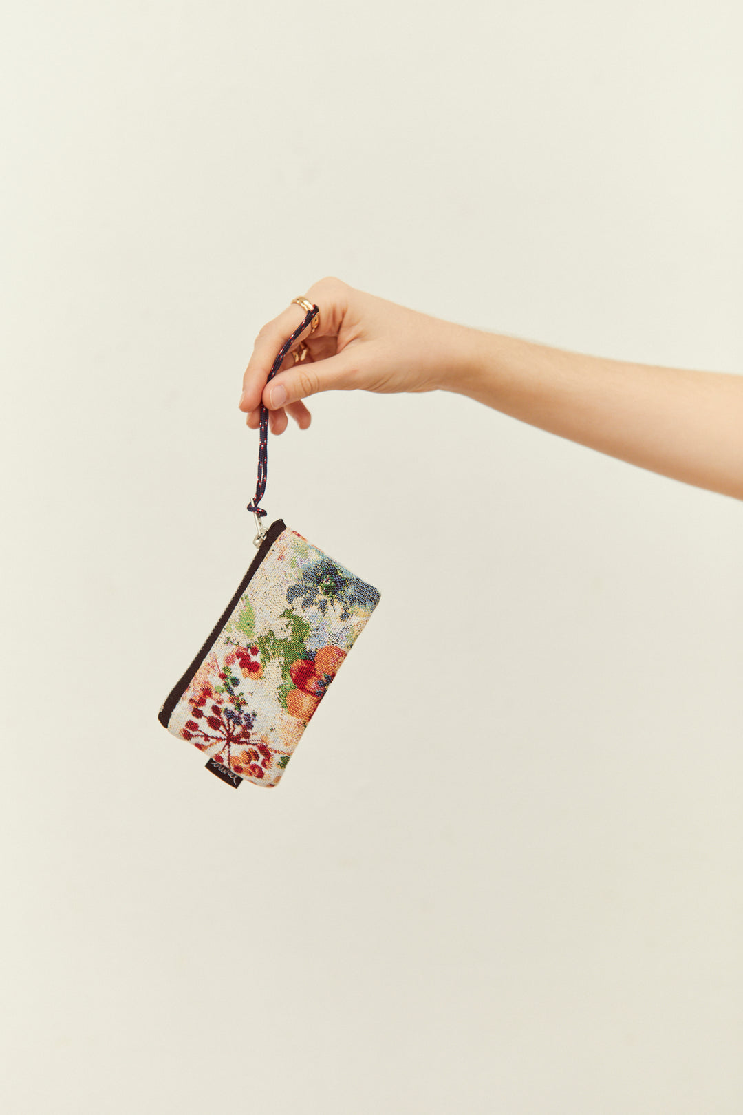 Monedero tejido jacquard flores amapolas