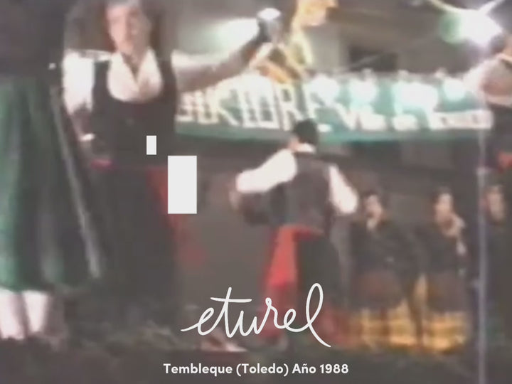 Camino de mesa folklore blanco