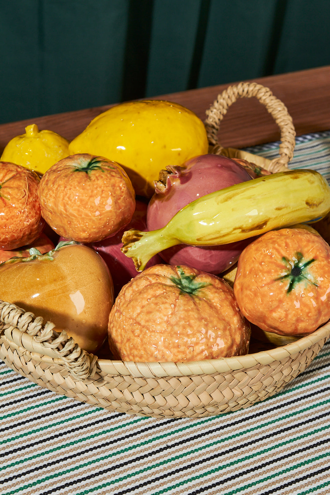 Plátano réplica de cerámica esmaltada