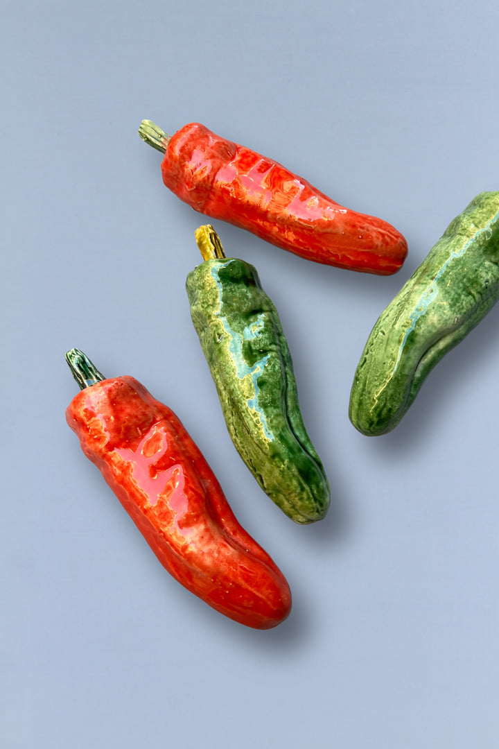 Pimiento freír réplica de cerámica esmaltado superior