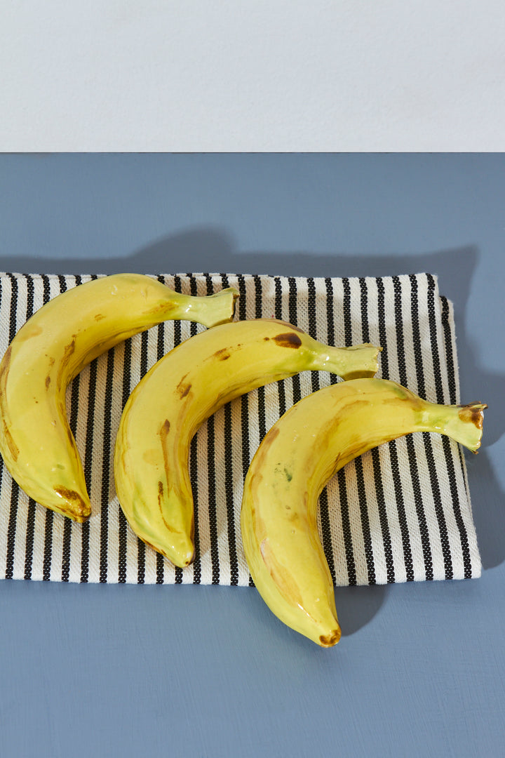Plátano réplica de cerámica esmaltado superior detalle