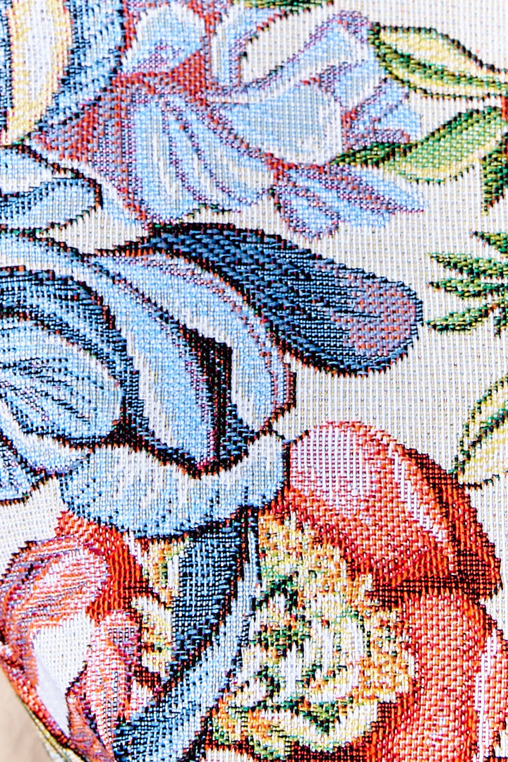 Neceser y estuche tejido jacquard flores rojas tejido