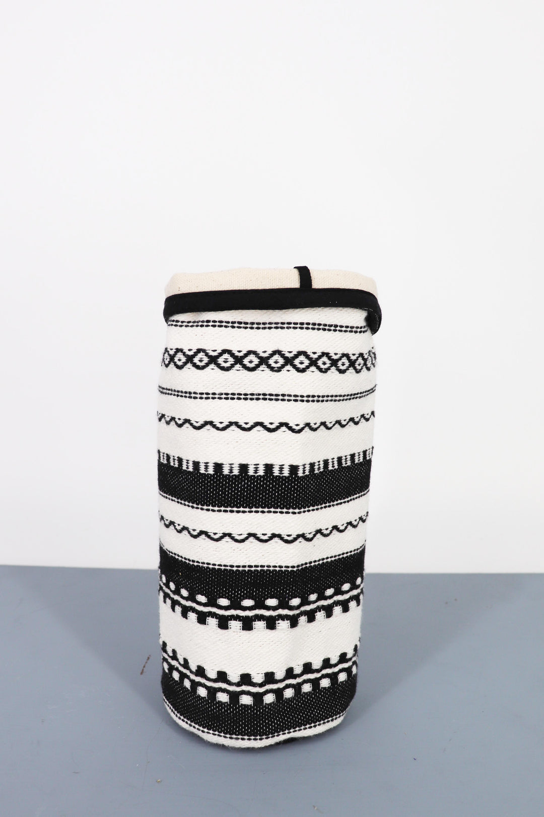 Funda Jarrón M Alpujarra negra y blanca