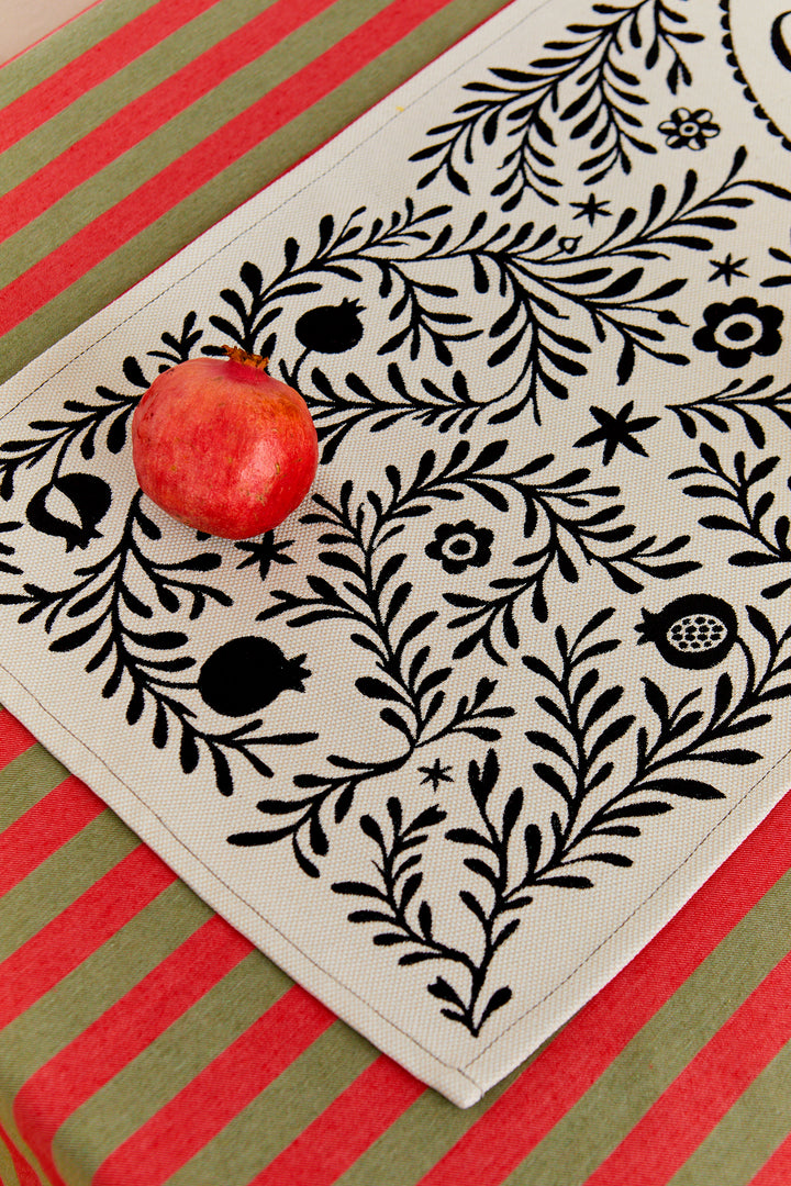 Camino de mesa jacquard granaíno beige