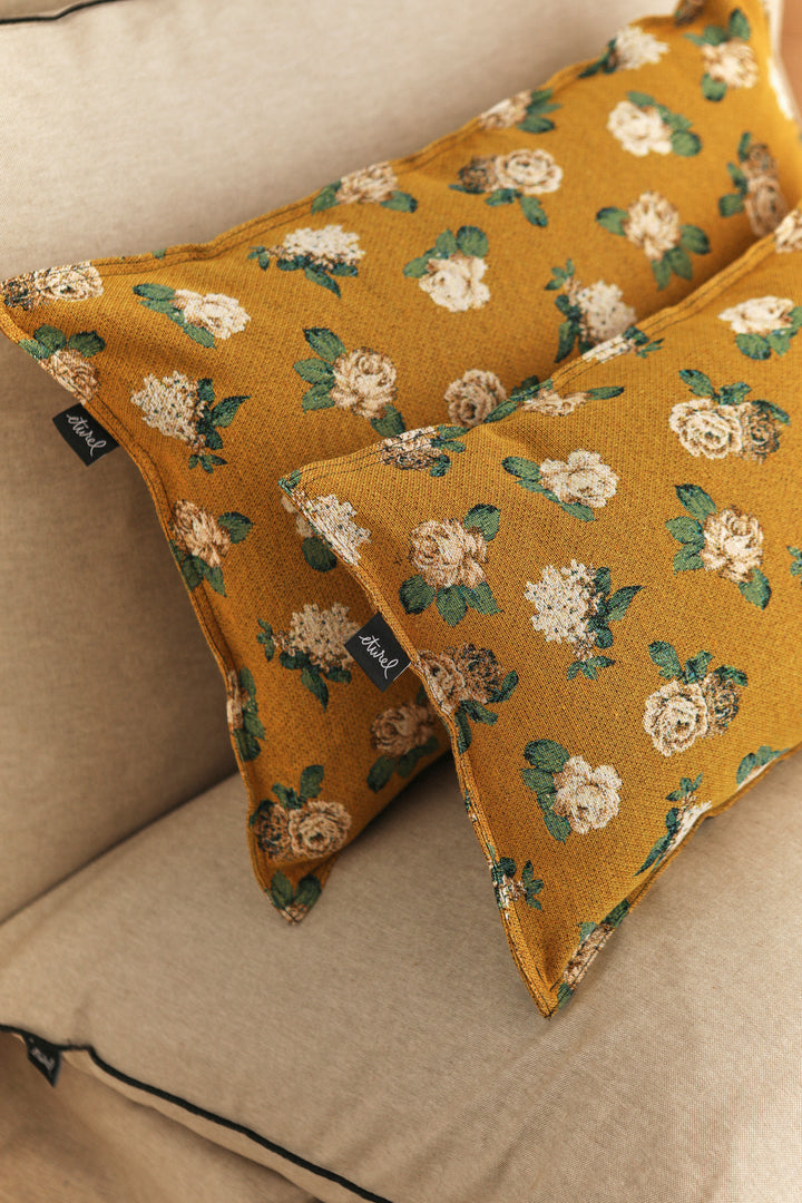 Funda cojín tejido jacquard flores rosas