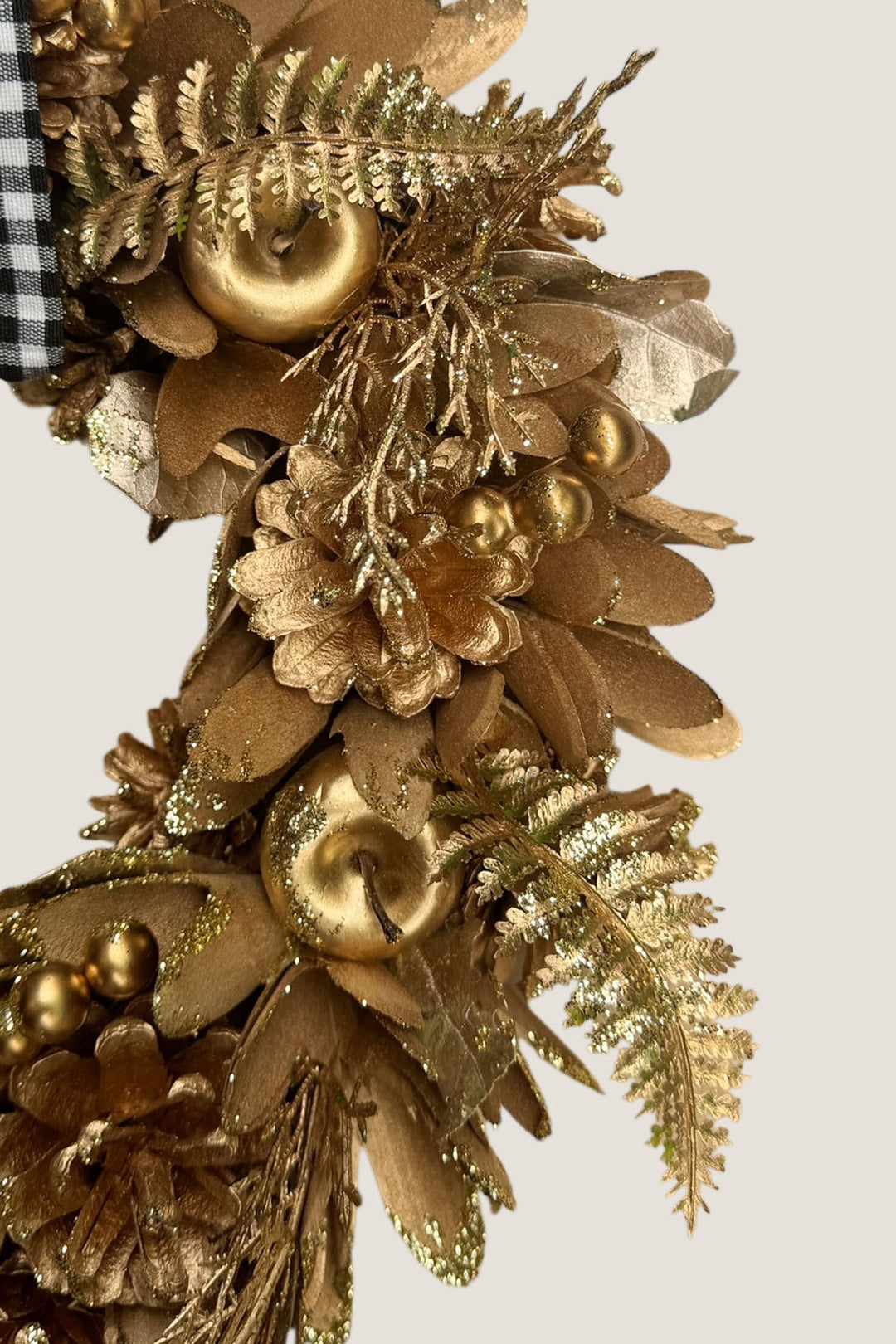 Corona manzana doradas + Lazo