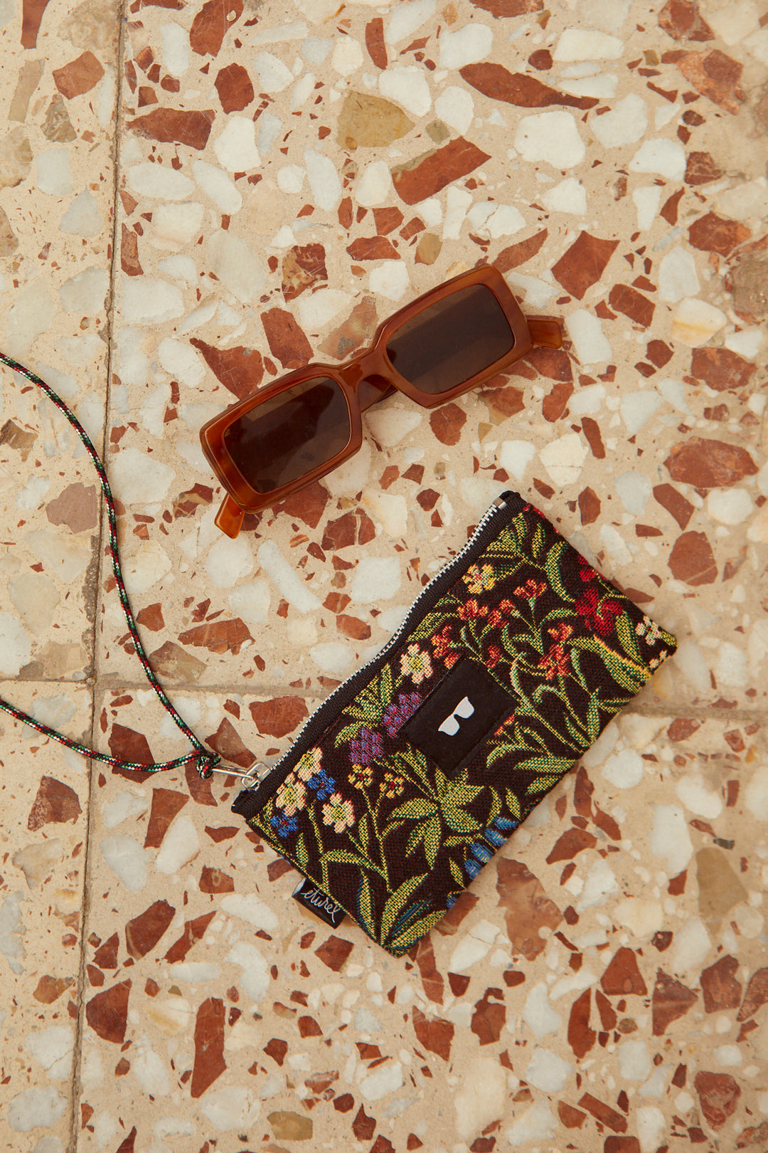 Funda de gafas tejido jacquard flores margaritas