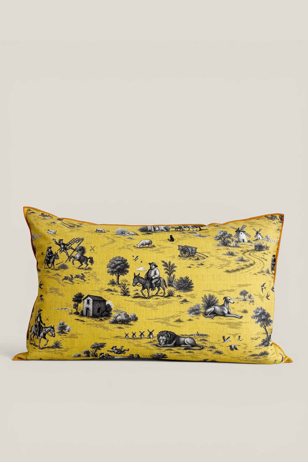 Funda cojín quijote amarillo