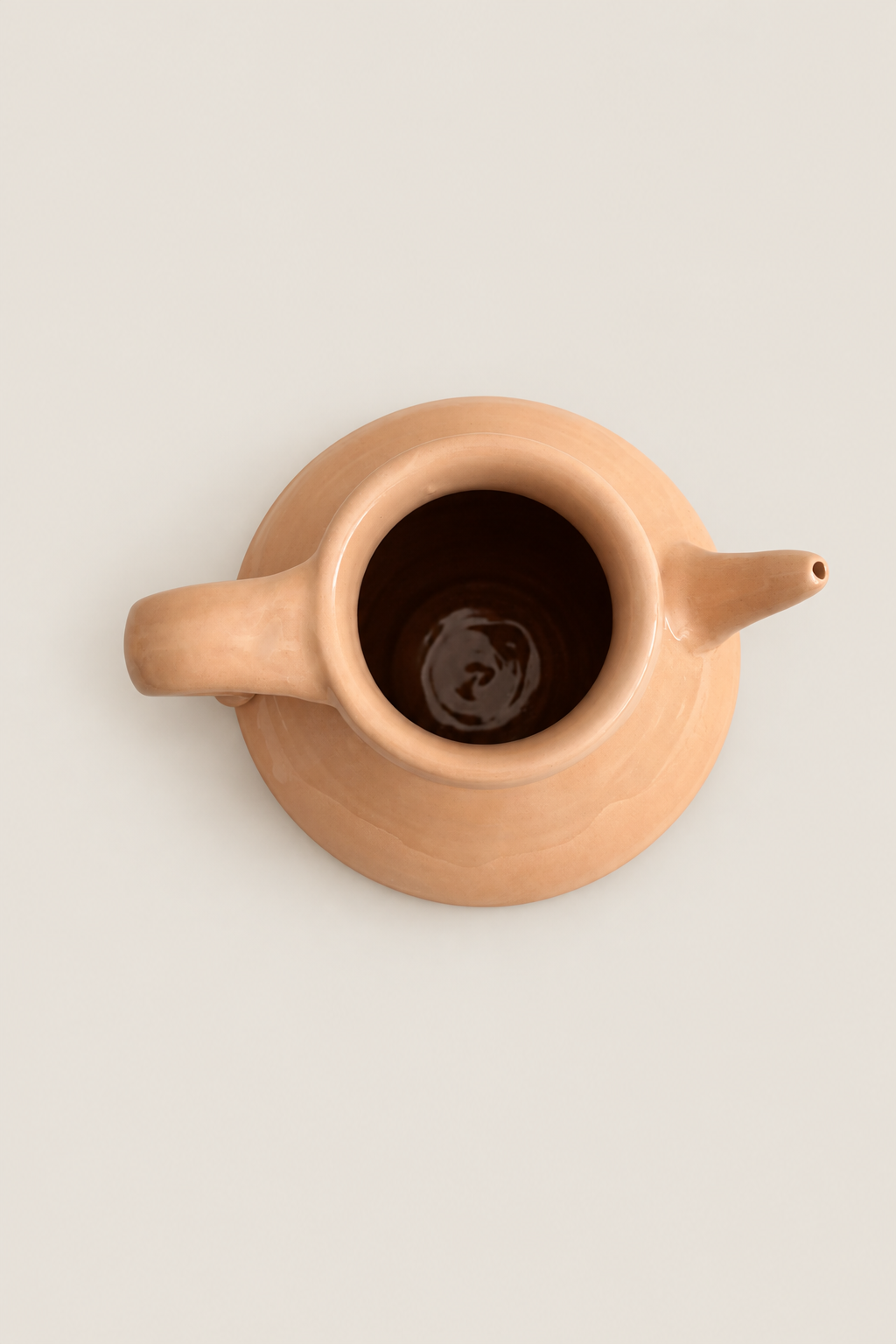 Búcaro de barro con pico Piedad