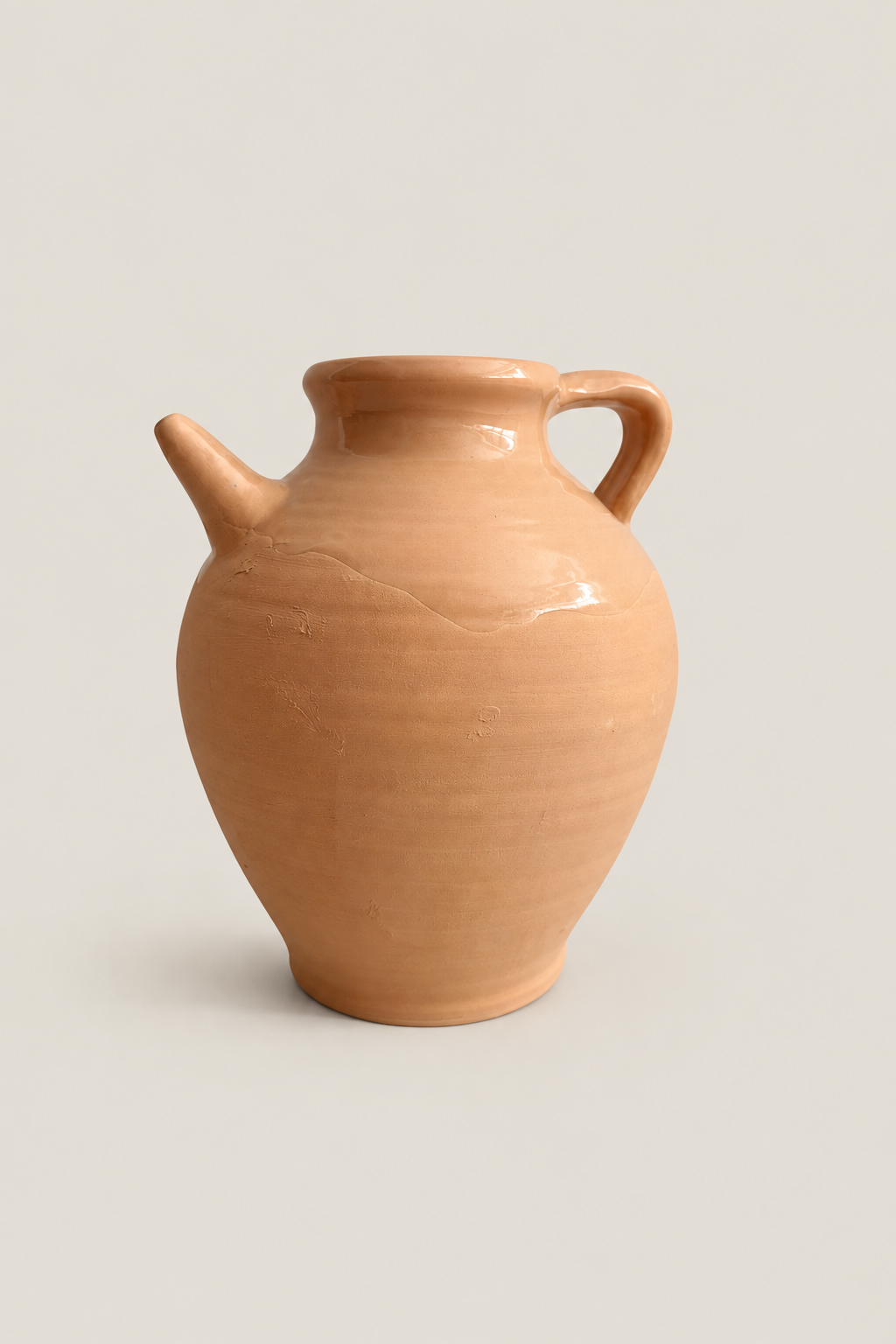 Búcaro de barro con pico Piedad