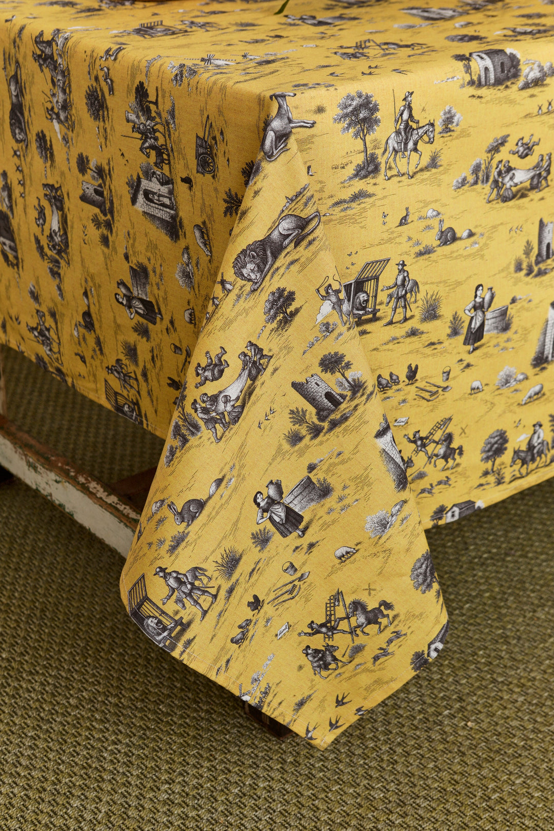 Mantel quijote amarillo