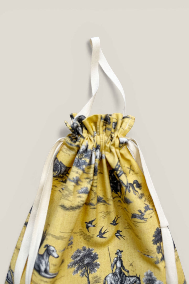 Panera pan quijote amarillo