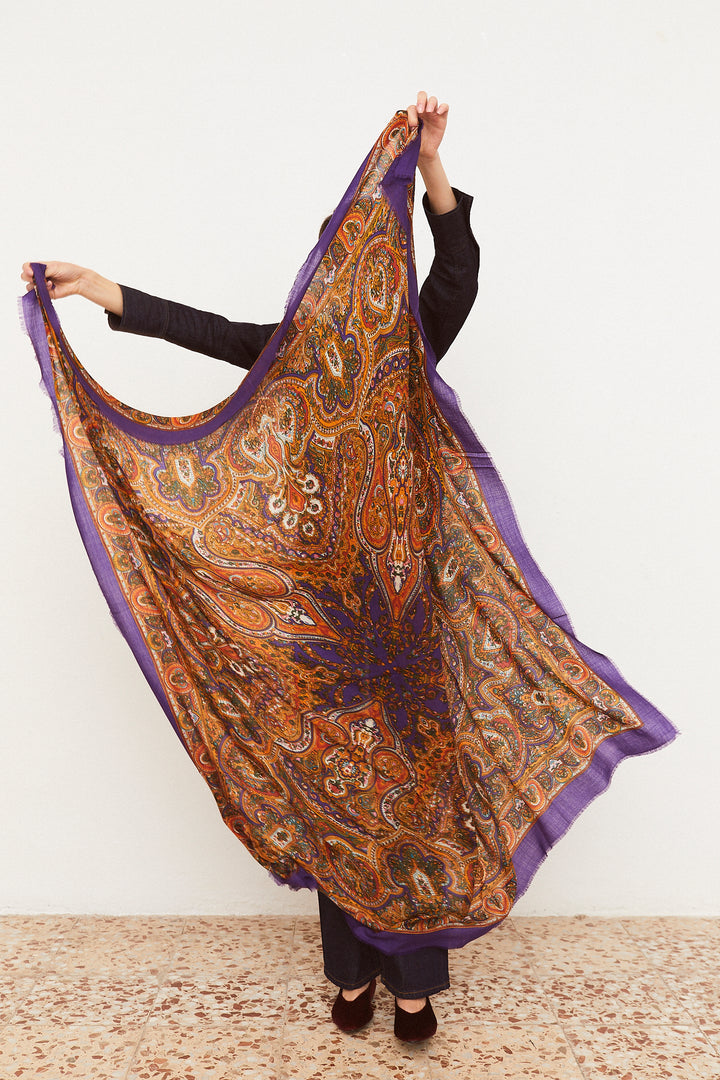 Pañuelo Pisto o Cien Colores lana morado