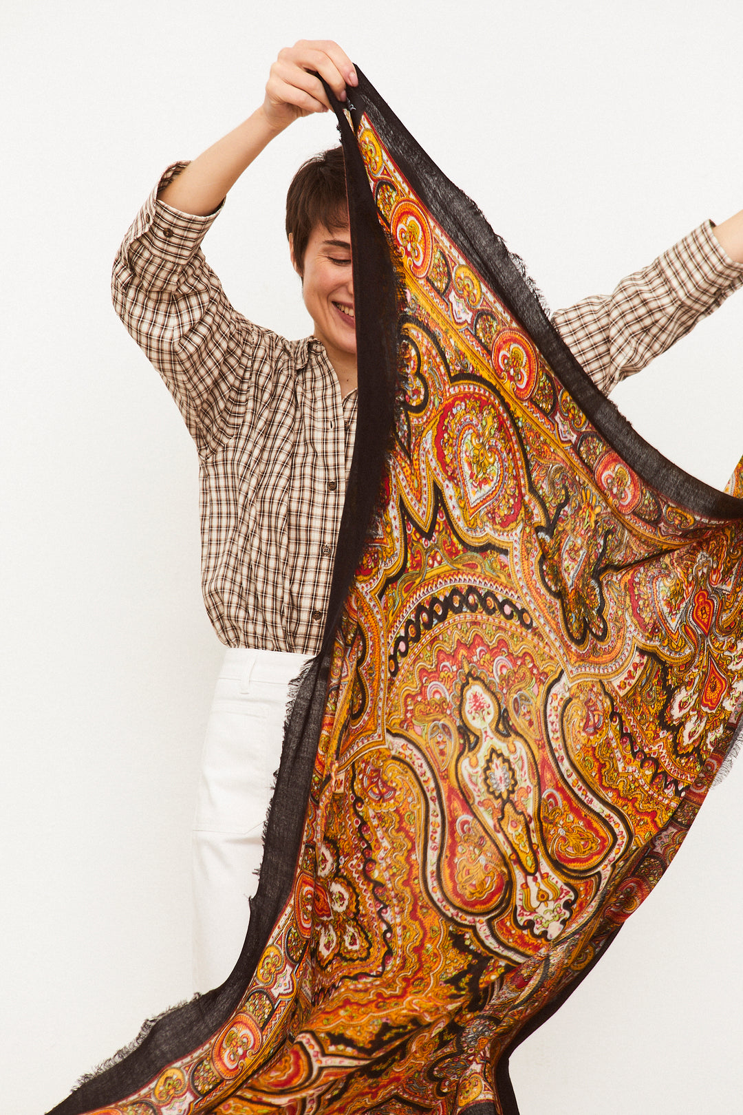 Pañuelo Pisto o Cien Colores negro