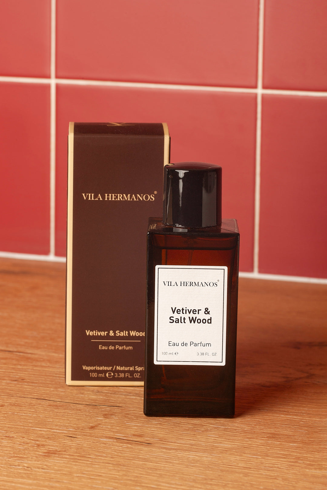 Apothecary eau de parfum Vetiver & Salt Wood