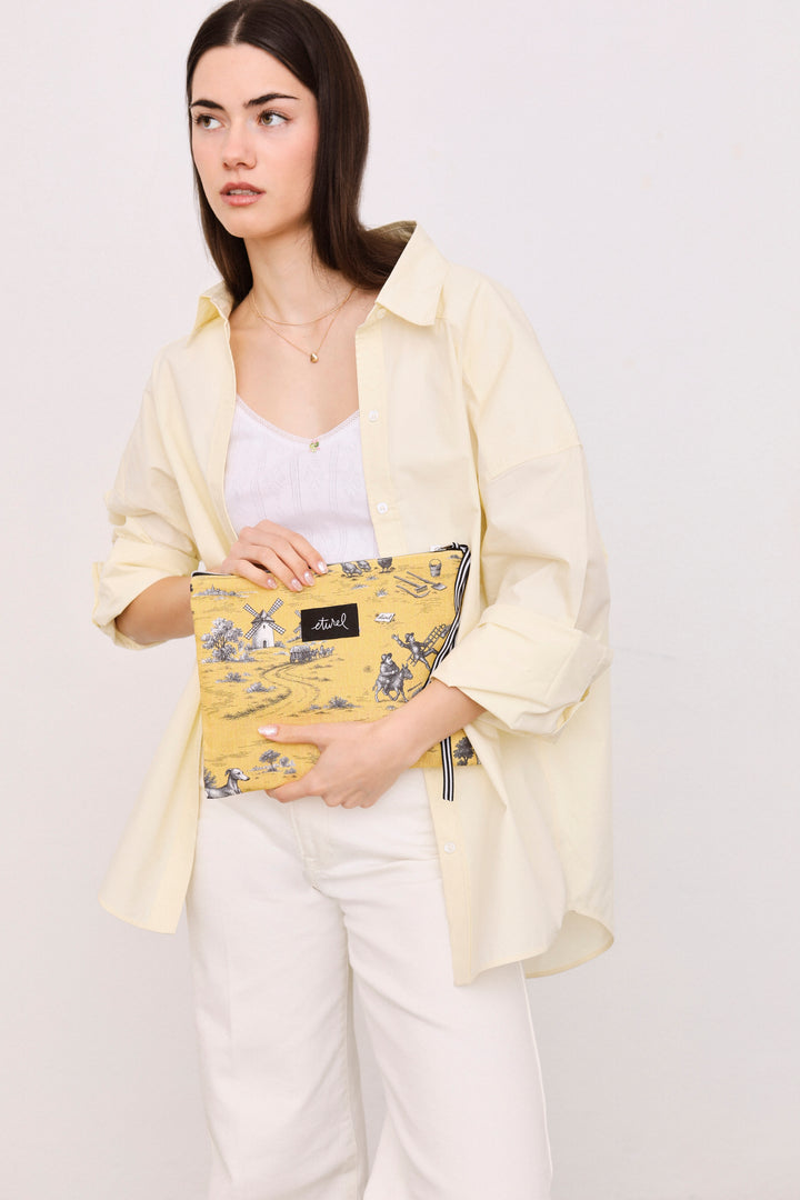 Pouch quijote amarillo