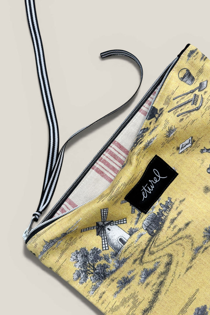 Pouch quijote amarillo