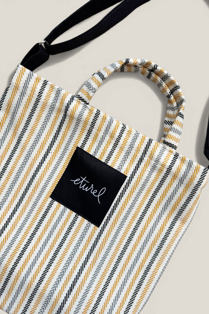 Tote bag cruzada sarga de burgos miel
