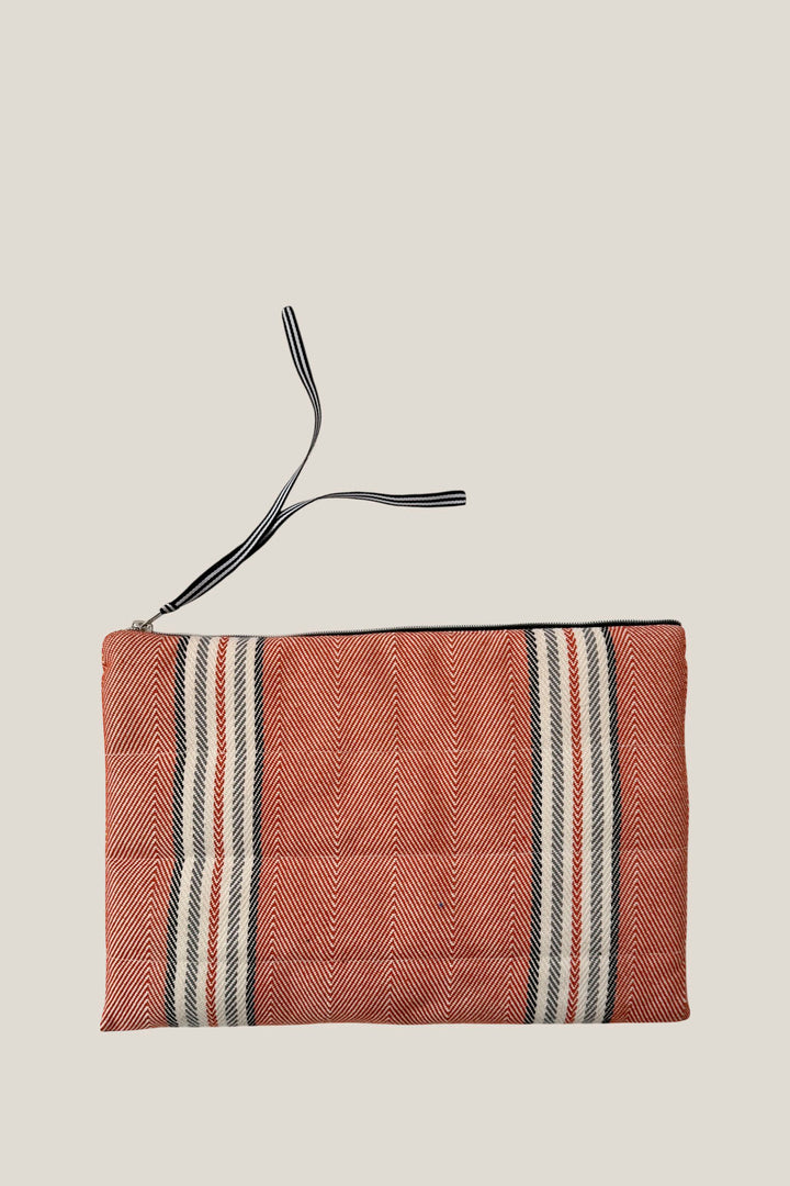 Funda de ordenador sarga de burgos arcilla