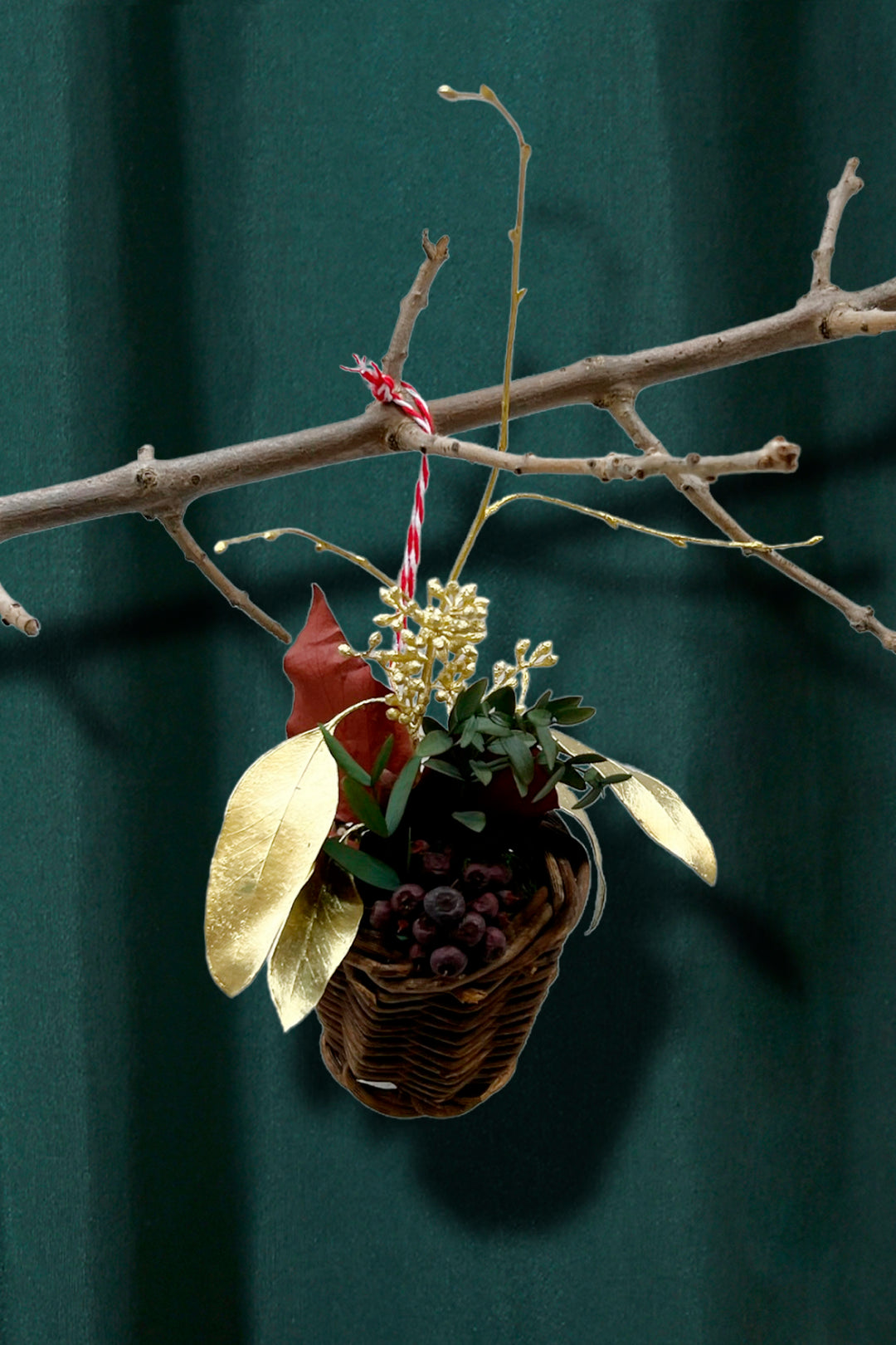 Adorno navidad mimbre cesto