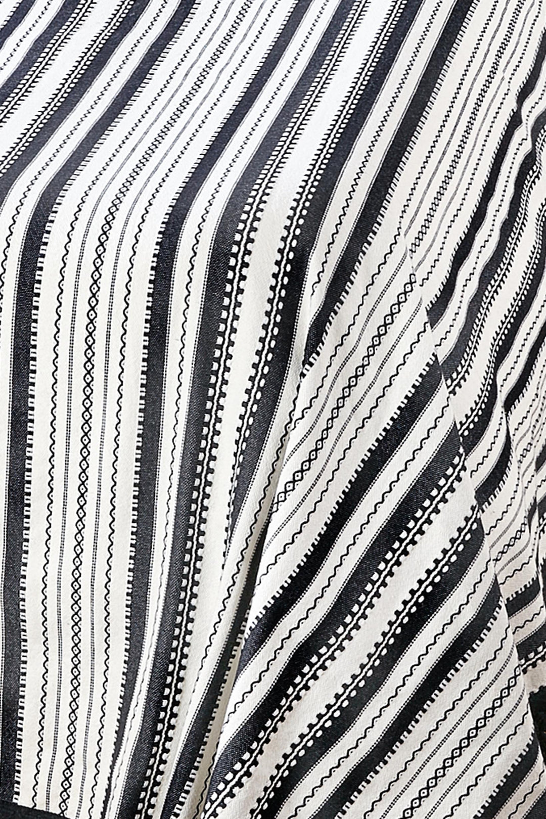 Cortina alpujarra blanco y negro – eturelmadrid
